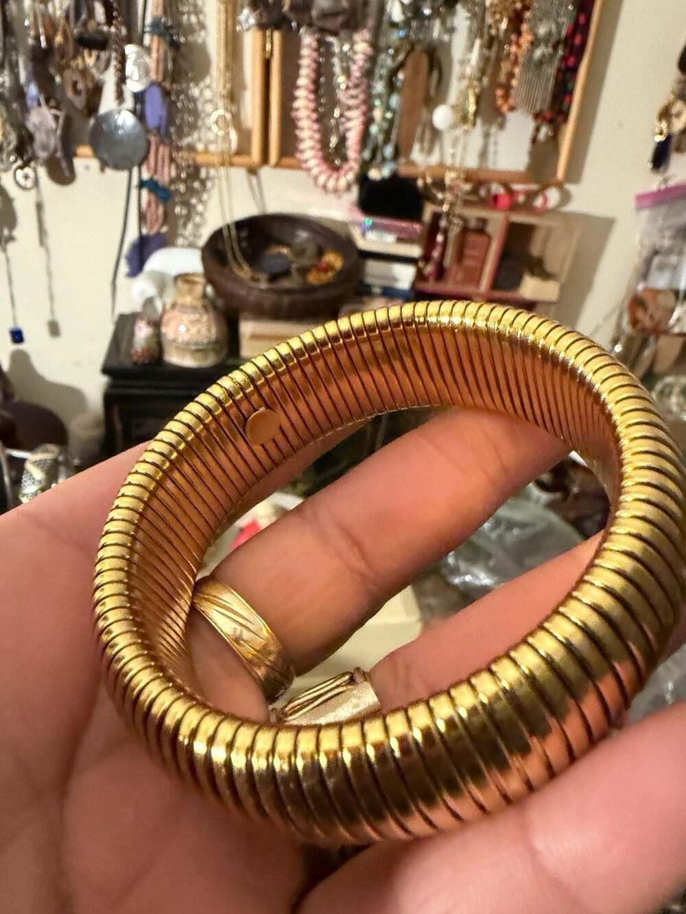 Vintage Gold Tone Gas Pipe /Omega Stretch Bangle Bracelet
